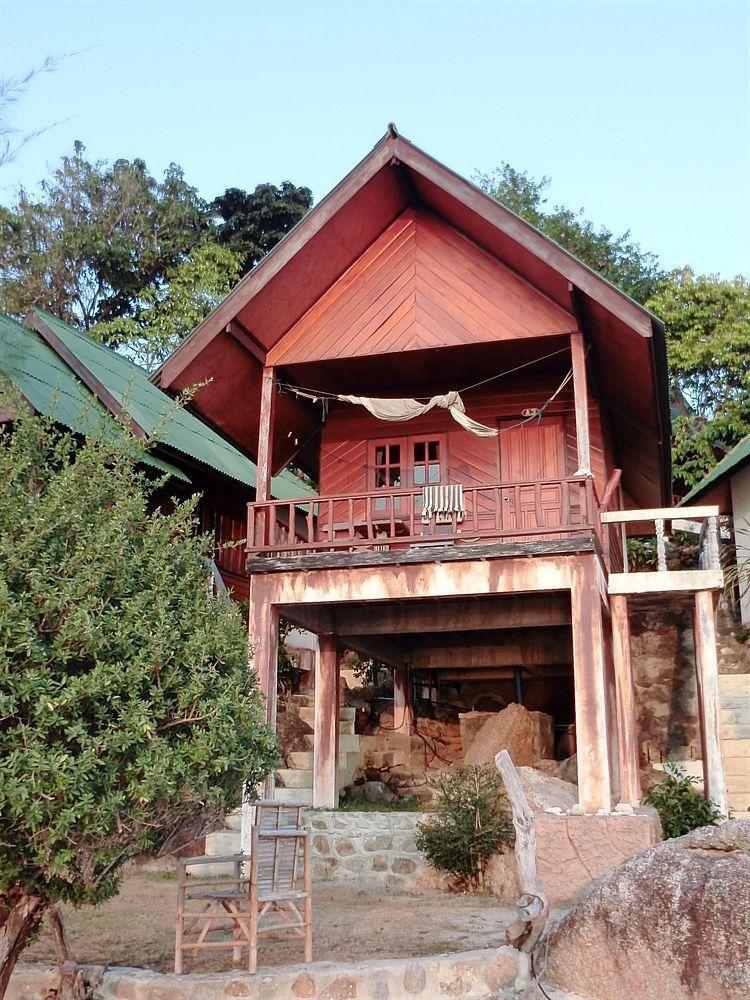 Lucky Resort Hatjau Kültér fotó
