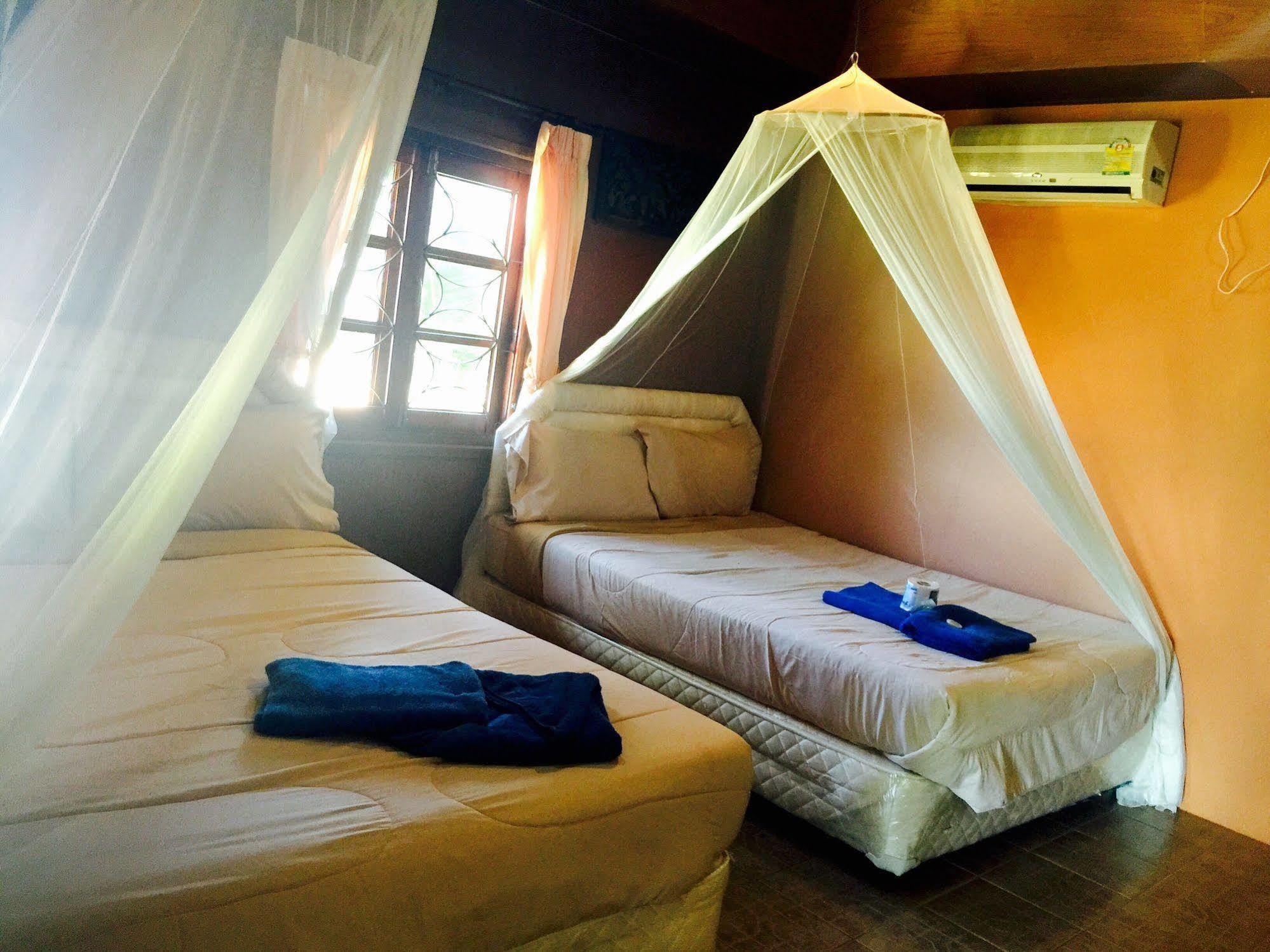 Lucky Resort Hatjau Kültér fotó