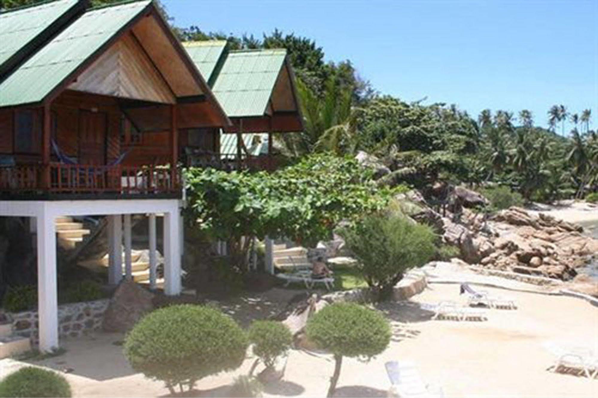 Lucky Resort Hatjau Kültér fotó