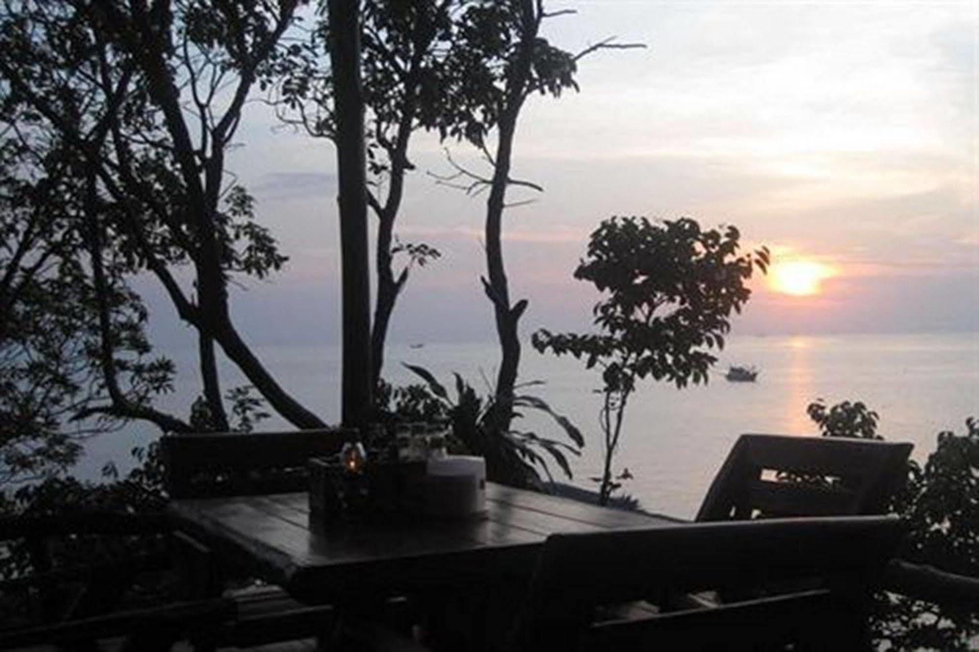Lucky Resort Hatjau Kültér fotó